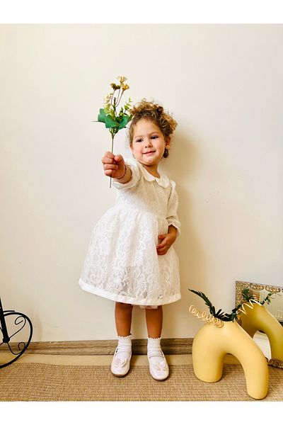 penu baby kids Λευκό μακρυμάνικο βρεφικό φόρεμα για κοριτσάκι με δαντέλα