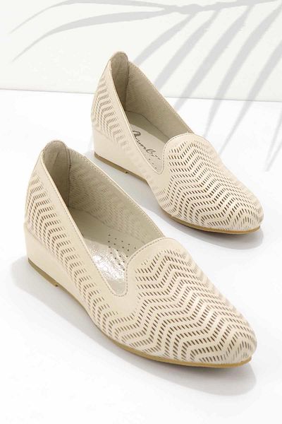 Bambi Beigefarbene Damenschuhe aus echtem Leder mit Keilabsatz K 01531180303