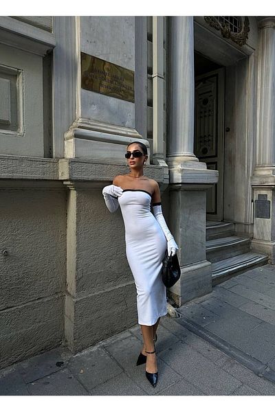 Kokosh moda Γυναικείο φόρεμα από ύφασμα κατάδυσης στράπλες με λεπτομέρεια