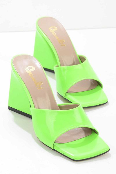 Bambi Green Women's Slippers K04666011909
