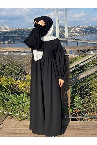 ZÜMHA Ferace مع رداء أسود