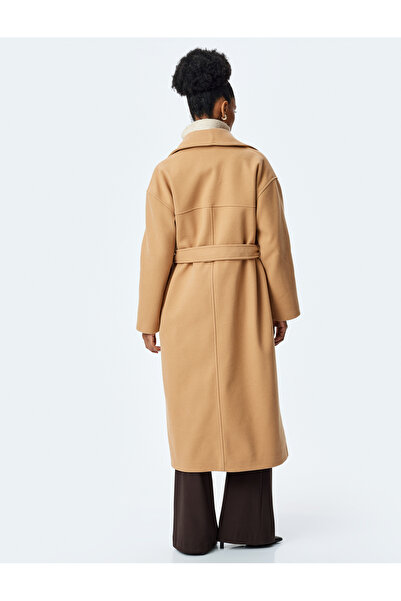 Koton Dvouřadý dlouhý kabelový kabát s aplikovaným detailem na opasek