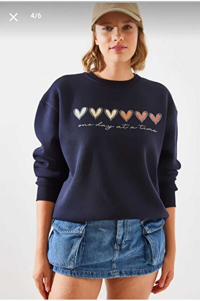 UNCİA OUTDOORS 6-сърцеви печатни прекалено големи унисекс с обло деколте