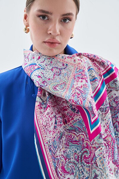 Pastel Rüyası-Paisley Desenli Pembe %100 İpek Twill Şal