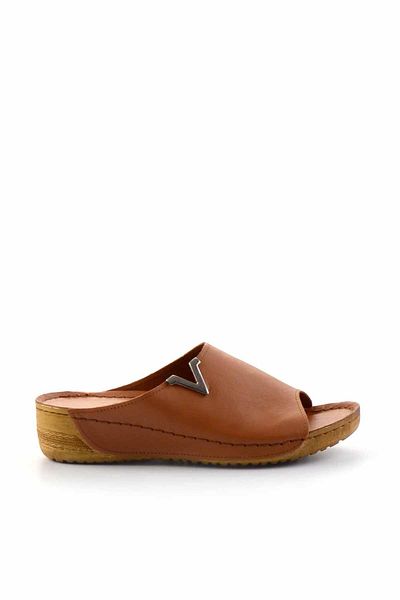 Bambi Кожени дамски чехли Taba K04331021103
