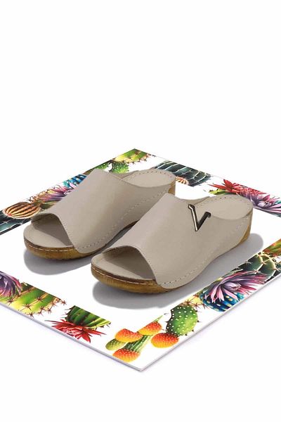 Bambi Beige Genuine Leather Women's Slippers K04331021103