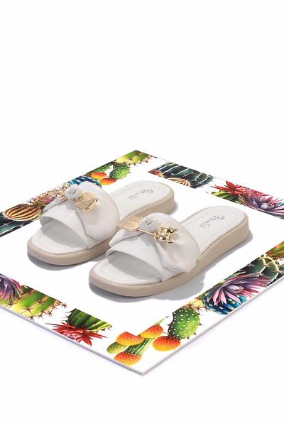 Bambi Women's White Slippers - K 04875800209
