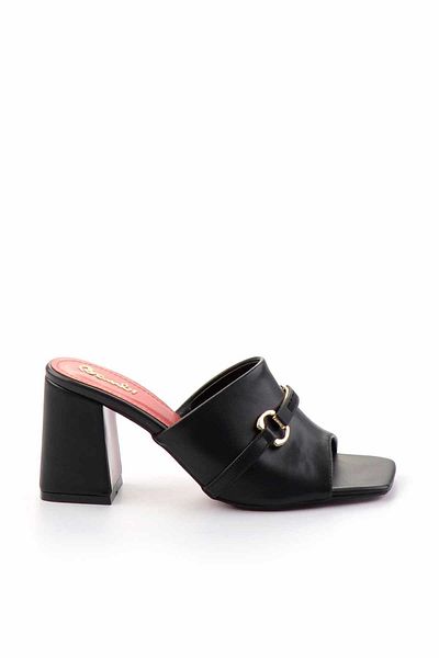 Bambi Women's Black Slippers K04231777709