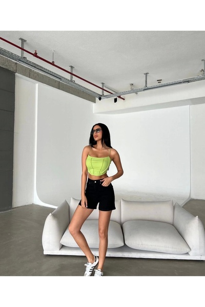 Zoom Butik Likralı Mom Şort-siyah