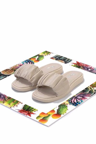 Bambi Beige Beige Women's Slippers K04875081109