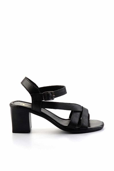 Bambi Black Leather Women's Classic Heeled Shoes K05357024103