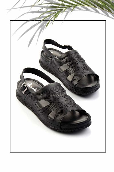 Bambi Black Leather Women's Sandals K05278204403