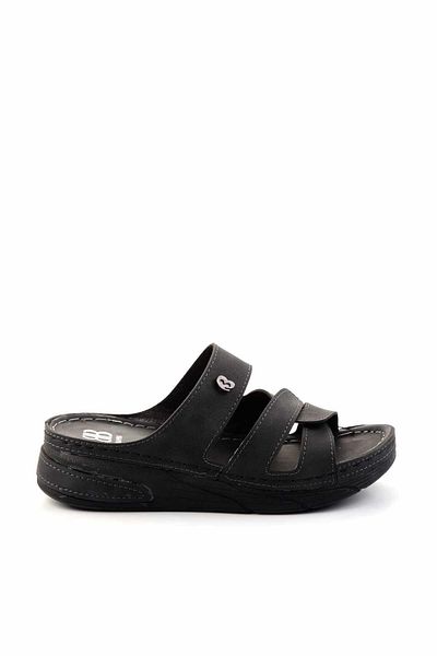 Bambi Women's Black Slippers - K04446240309