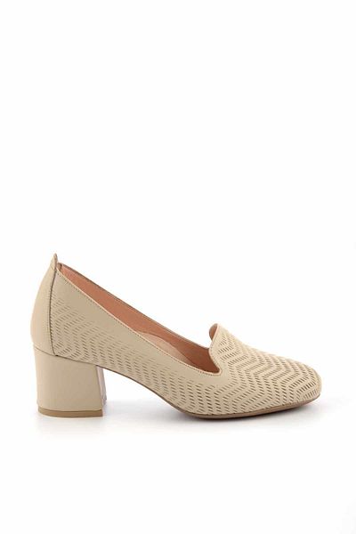 Bambi Klassische Damenschuhe mit Absatz in Beige aus echtem Leder K 01531199703