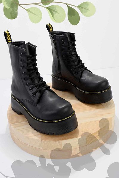 Bambi Black Women's Boots & Booties02578000309