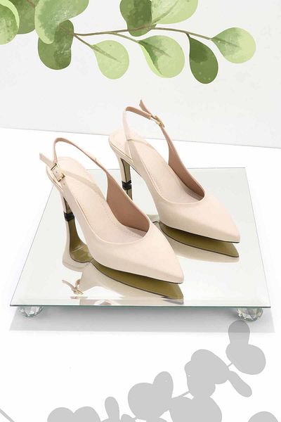 Bambi Klassische Damenschuhe mit Absatz aus mattem Nude-Satin K 01188132638