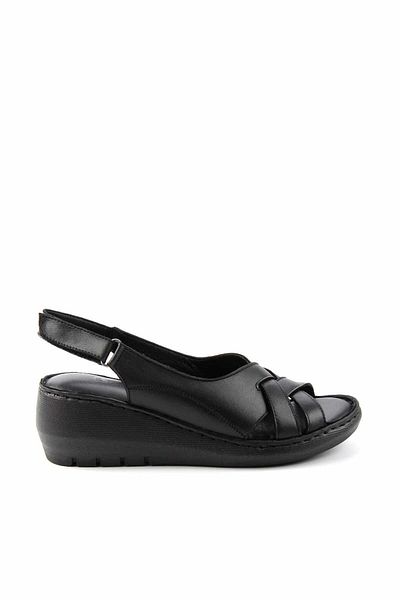 Bambi Black Genuine Leather Women's Sandals K05296100403