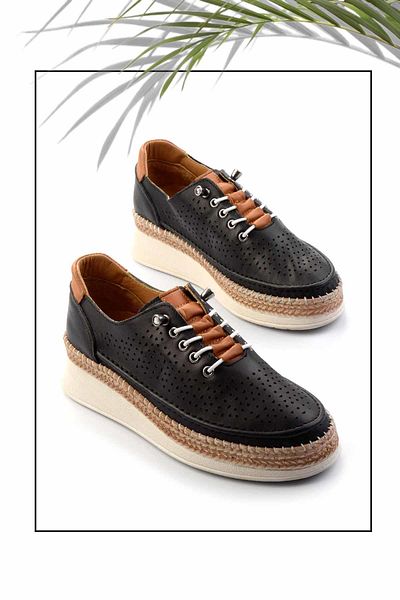 Bambi Schwarze Damen-Freizeitschuhe aus echtem Leder K 01331036203