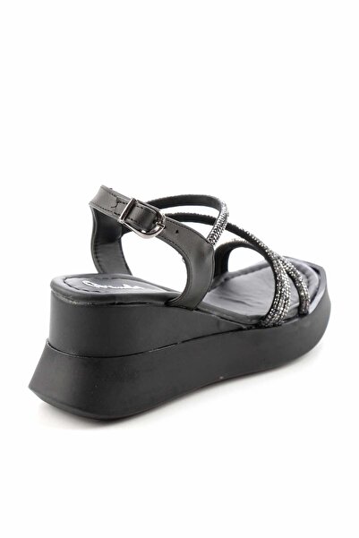 Bambi Dámské černé sandály K05823070709