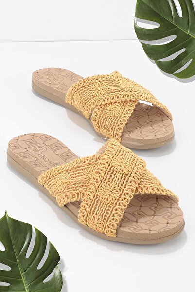 Bambi Senfgelbe Strick-Hausschuhe für Damen K04831026516