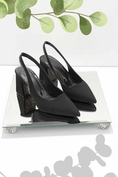 Bambi Damen-Abendschuhe aus mattschwarzem Satin K 01231311038