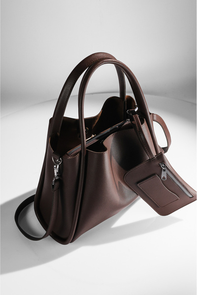 Rimense Dámská hořkohnědá peněženka z umělé kůže do ruky a přes rameno