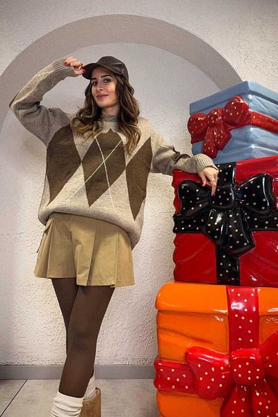 Clothing palette БАКЛАВА ШАРЕН ПЛЕТЕН ПУЛОВЕР
