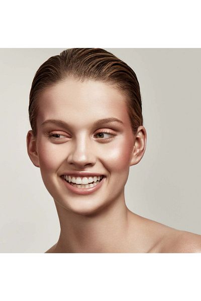 FENTY BEAUTY Ultra Smooth, Natural Radiance with Creamy Texture Long-Lasting Brightening-Girl Next Door