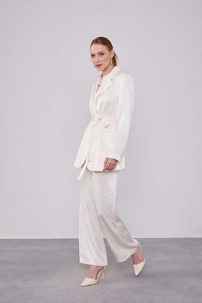 Levidor Ecru Houndstooth Patterned Suit Jacket