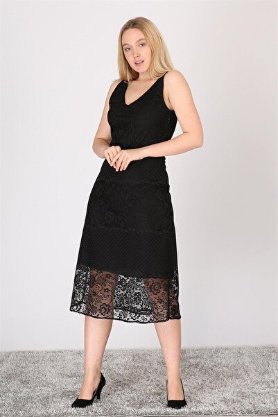 Apsen Collection فستان نسائي من Apsen بتفاصيل دانتيل أسود وأكمام طويلة ورقبة ...