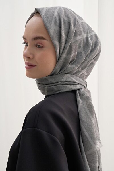 carell Μεταξωτό σάλι διπλής όψης με γεωμετρικό σχέδιο Vence σε γκρι χρώμα