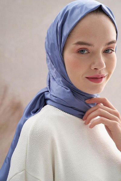 carell Blue Cotton Silk Jeans - Houndstooth Patterned Shawl