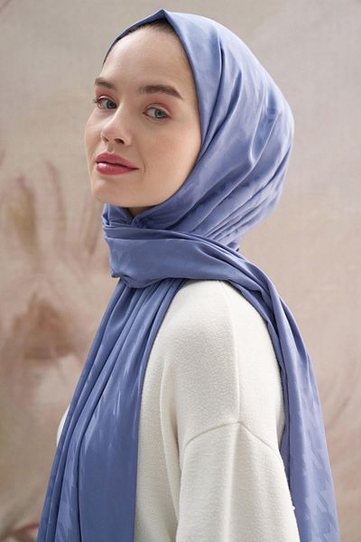 carell Blue Cotton Silk Jeans - Houndstooth Patterned Shawl