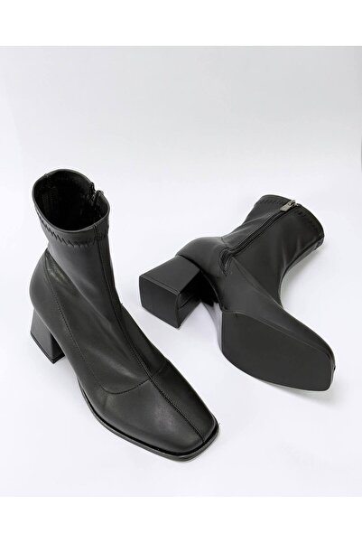 YAŞARYILDIZ AYAKKABI 1963 TEN BERİ Siyah Streç Yüksek Fermuarli Kadin Botu
