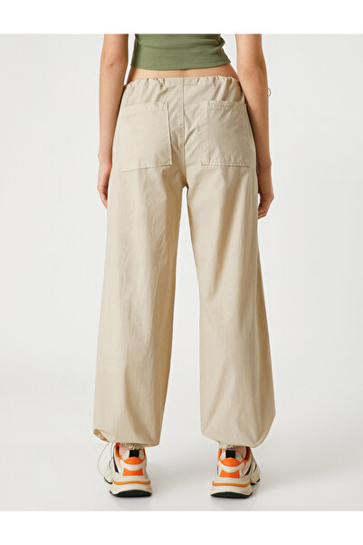Koton Paraşüt Pantolon Cep Detaylı Beli ve Paçası Lastikli