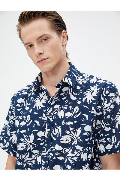 Koton Sommerhemd mit Blumenmuster, kurzen Ärmeln und klassischem Kragen