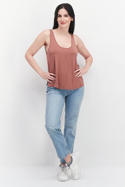 Gentle Fawn Women U Neck Sleeveless Solid Tank Top, Dark Peach