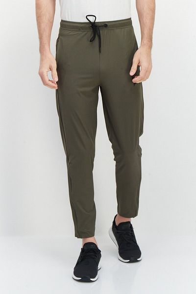 Tapout Men's Sportswear Fit Brand Logo Sweatpants, Olive
