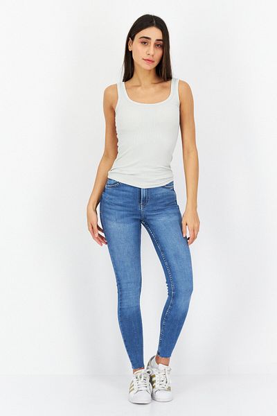Gentle Fawn Women Scoop Neck Sleeveless Textured Tank Top, Sage Green