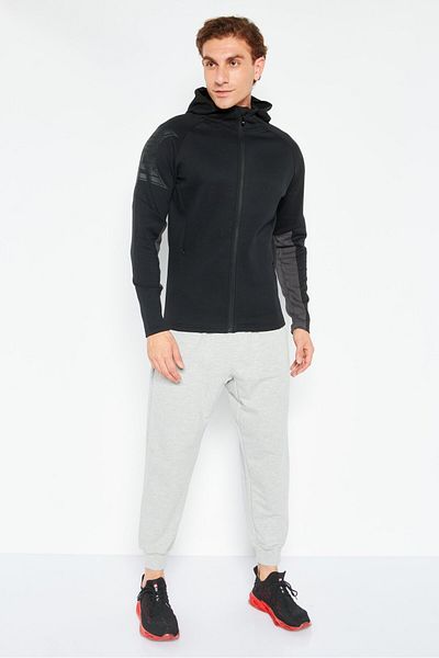 Tapout Men Sportswear Fit Long Sleeves Training Sweatshirt, Black