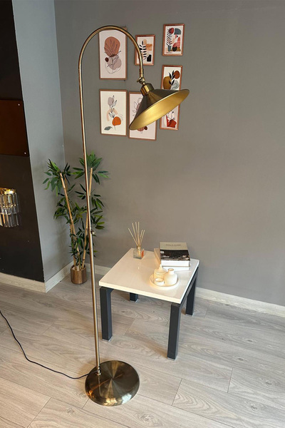 Bamyum Eskitme Lambader Hareketli Başlık Modern Dekoratif Metal Salon Oturma Odası Çalışma Odası Lambası