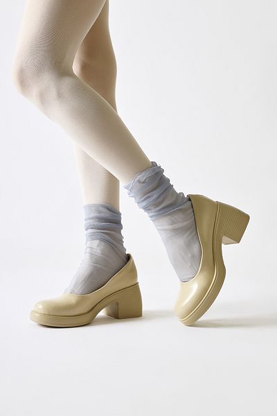 Limoya Pantofi casual de damă cu toc oval din piele lăcuită Jeannie bej