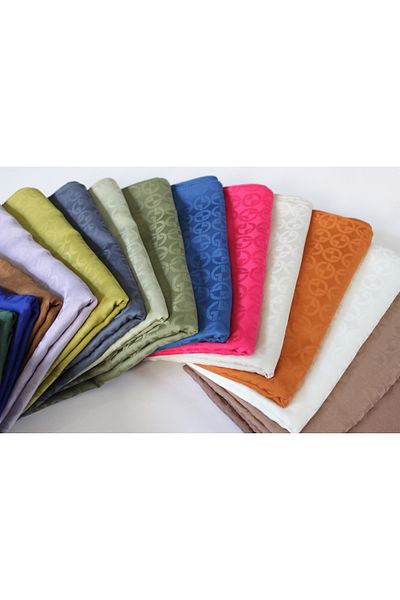 QUM İPEK Ιταλικό Σάλι Jacquard G με σχέδιο - Κρέμα
