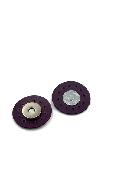 Lady Moss Purple Skin Magnet