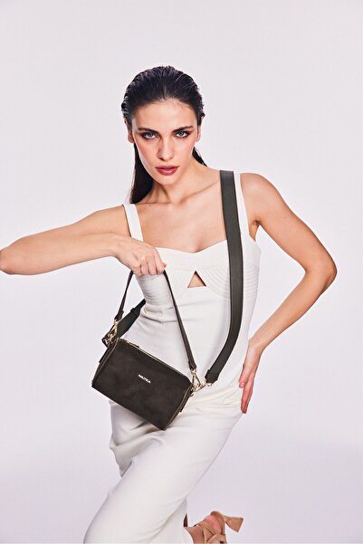 Nautica Women's Shoulder Bag Khaki - Cn6548t