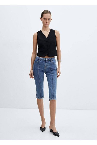 MANGO Woman Blugi capri cu cusături decorative