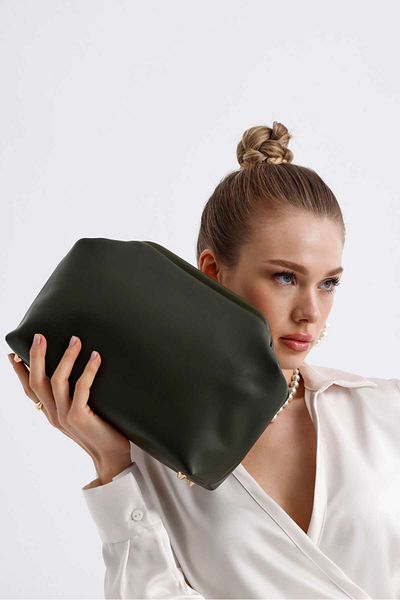 HEYBE'S Дамска чанта тип клъч от изкуствена кожа в цвят каки