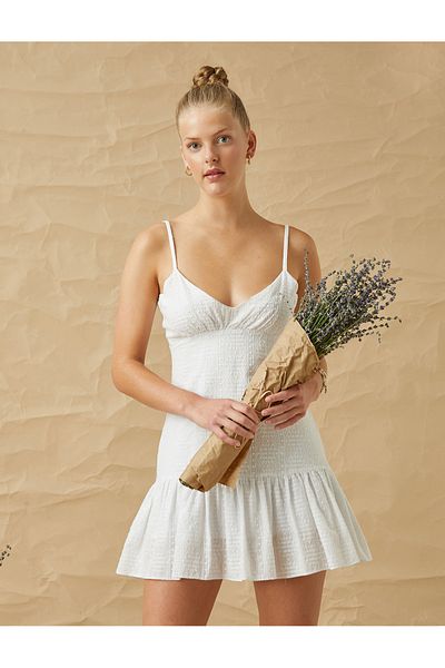 Koton Μίνι φόρεμα Strappy με υφή V-λαιμόκοψη με βαμβακερή επένδυση