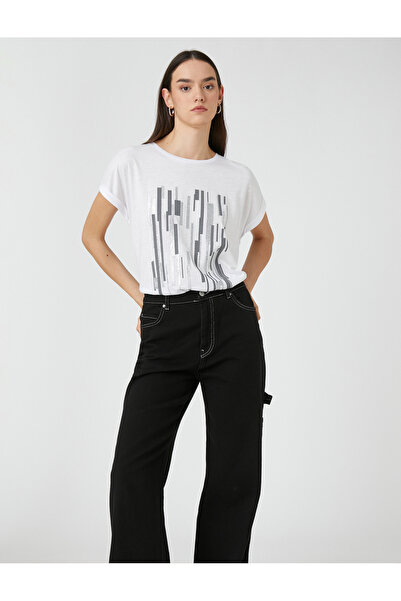 Koton Γεωμετρικό εμπριμέ T-shirt με κοντό μανίκι Relax Fit