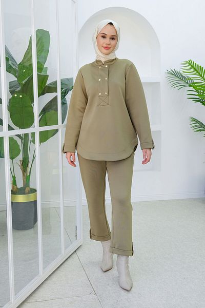 LOCCO Green Oval Cut Two-Piece Set - Women'S, Button Detail
